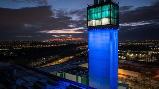 Spalarnia na Targówku. Już wytwarza energię i przetwarza odpady. Ale kiedy koniec prac?