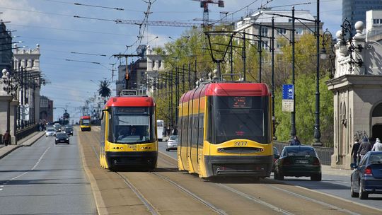 Tramwaje wróciły na Most Poniatowskiego. Zakończył się ważny etap remontu.