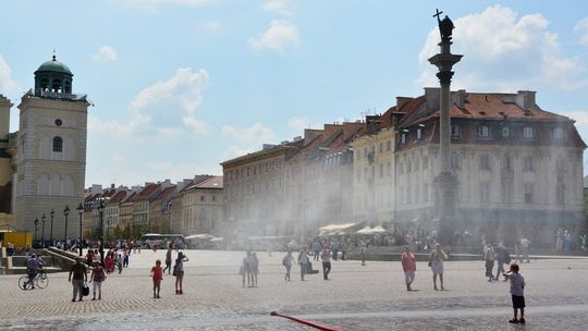 Upały w Warszawie. Jak się schłodzić?