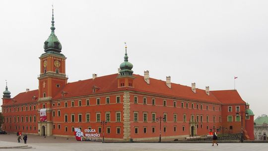 Warszawa nagrodzi 127 nauczycieli i dyrektorów. Uroczysta gala na Zamku Królewskim.