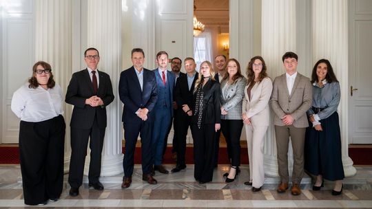 Warszawa nagrodziła młodych badaczy. Ich prace dotyczą przyszłości i rozwoju stolicy.