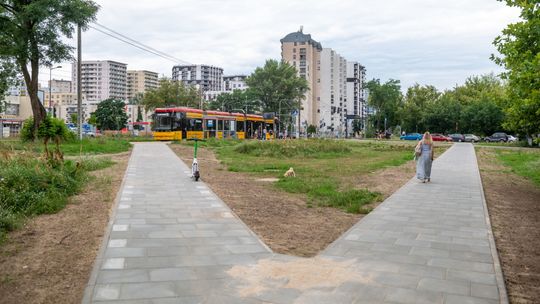 Chodnik na Wólczyńskiej