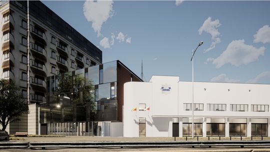 Zaczęto remont komendy na Mokotowie. Zabytkowy salon samochodowy odzyska blask