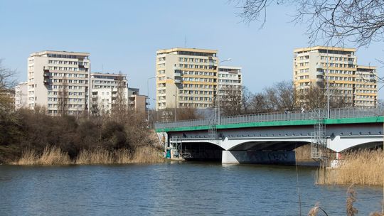 Zamkną ważną ulicę na Mokotowie. Trzy linie autobusowe pojadą objazdami.