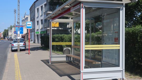 Zmiana przystanku Grawerska 01 w Rembertowie. Autobusy zatrzymają się 120 metrów dalej.