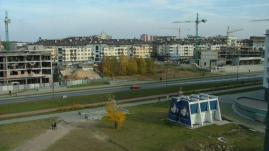 Zmiany przy ul. Za Łąkami. Rusza remont drogi wewnętrznej na Kabatach.