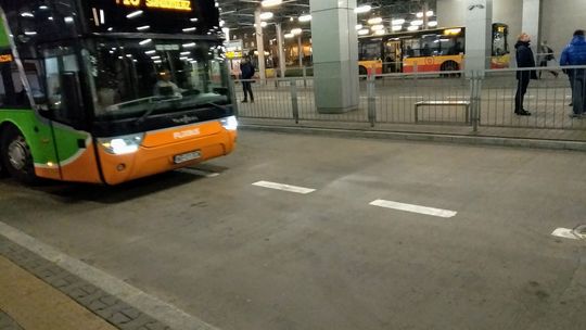 Zmiany w warszawskiej komunikacji 2 listopada. Sześć linii pojedzie inaczej.