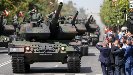 Znamy trasę defilady wojskowej w Święto Wojska Polskiego. Będą utrudnienia