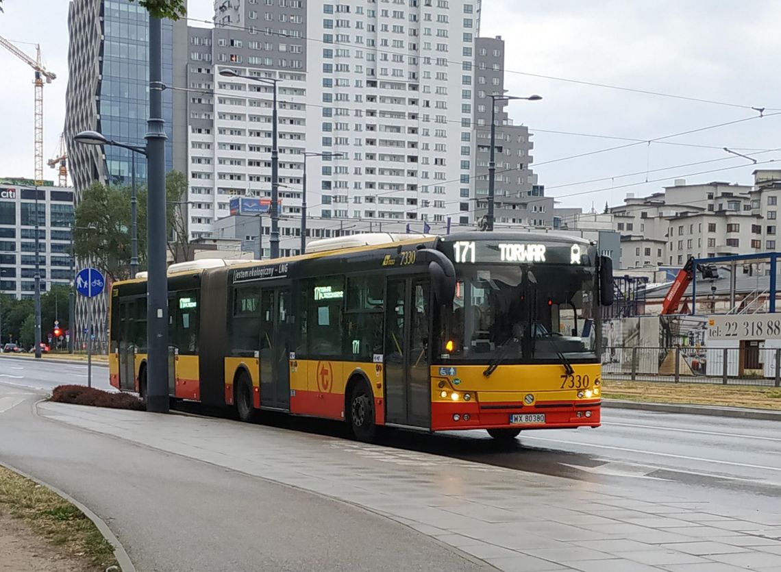 Autobus 171 ma zniknąć z Warszawy. Bielany protestują przeciwko planom ZTM.