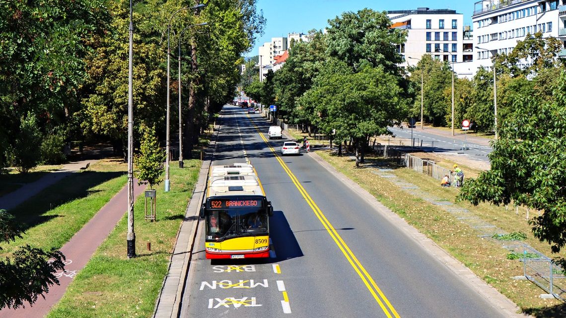 Autobus Powsin-Dworzec Centralny nie wróci na trasę. Miasto stawia na transport szynowy