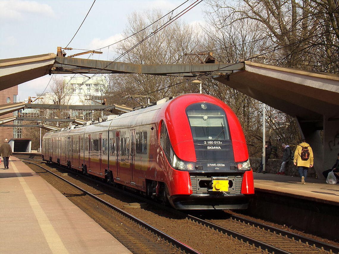 Awaria pociągu SKM na Powiślu. Opóźnienia na linii średnicowej.
