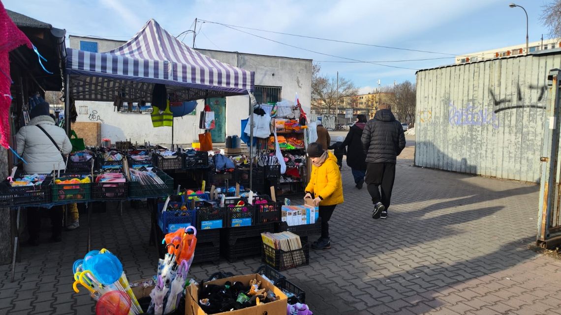 Bazar Wolumen nie kończy swojej działalności.