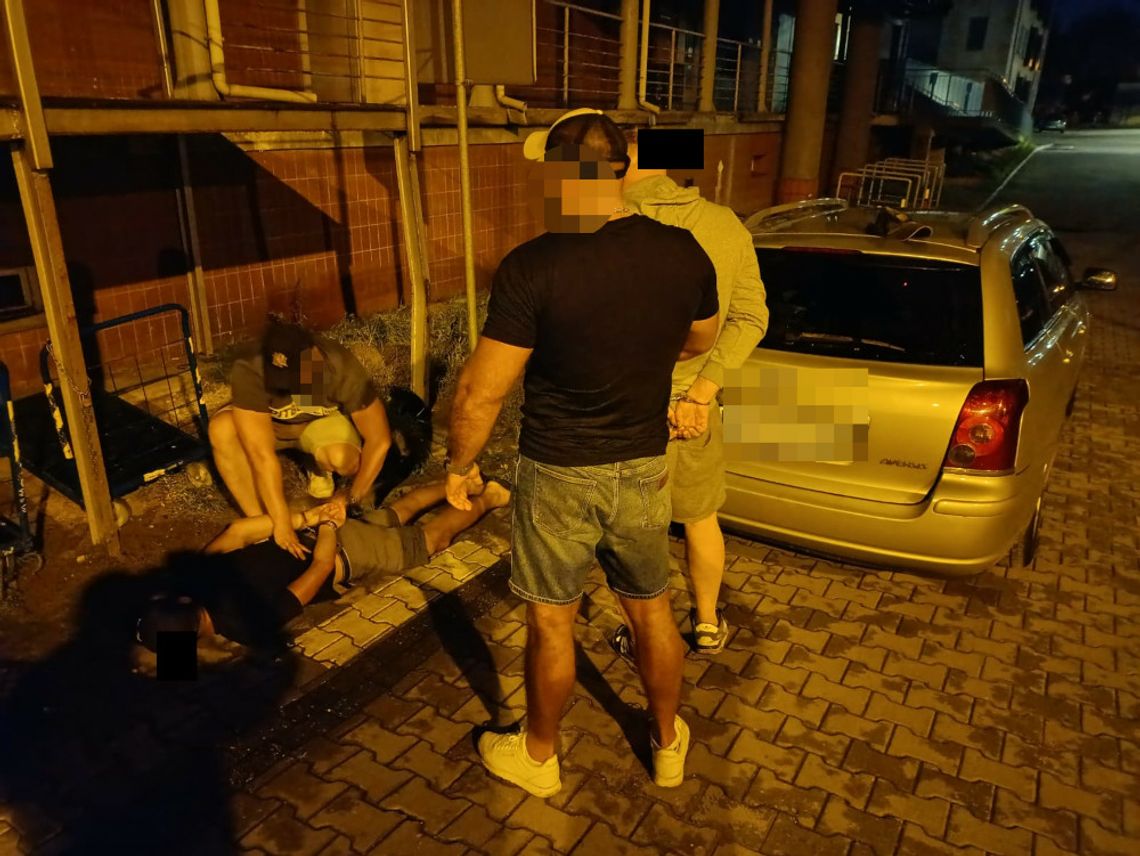 Byli pracownicy ukradli ponad pół tony jedzenie ze szpitala