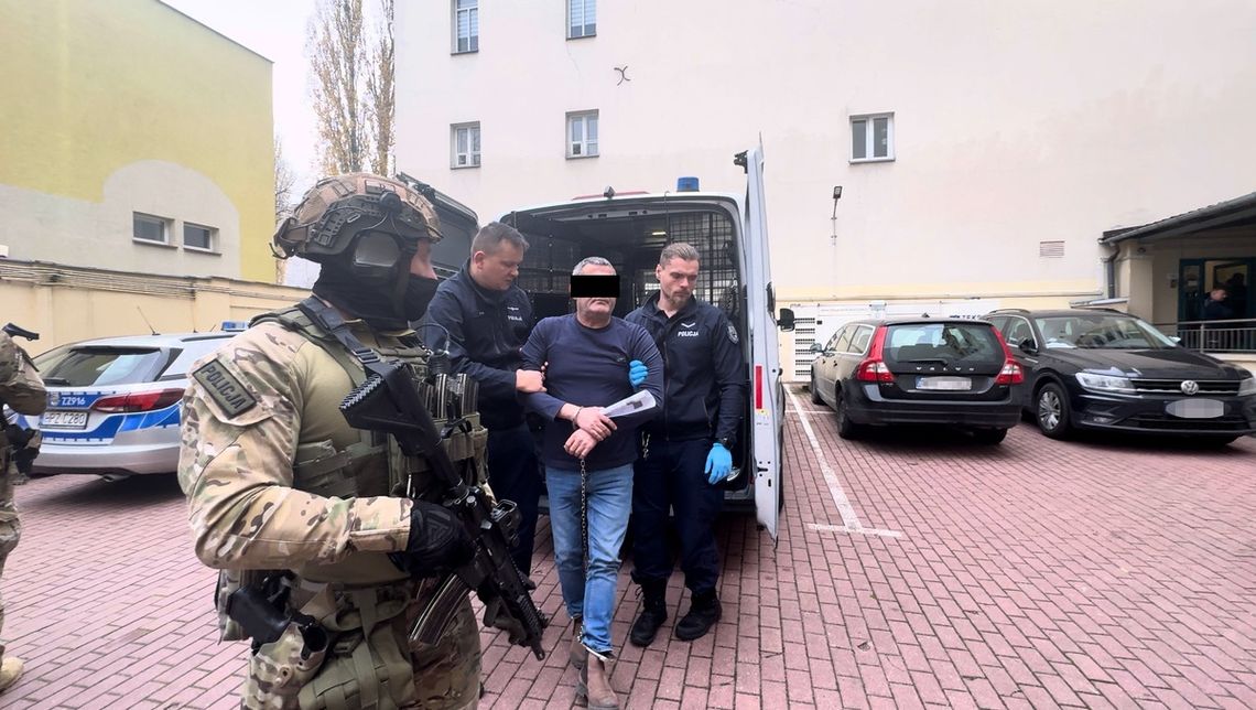 „Cyngiel” tureckiej mafii zatrzymany w centrum Warszawy. Poszukiwany czerwoną notą Interpolu