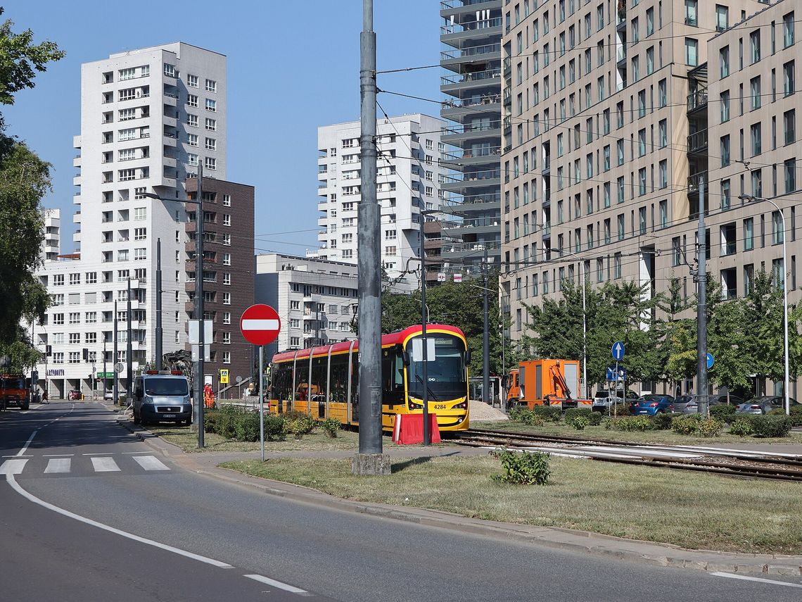 Dziewięć dni bez tramwajów na Stawkach. Duże utrudnienia dla pasażerów i kierowców. Dziewięć dni bez tramwajów na Stawkach. Duże utrudnienia dla pasażerów i kierowców.