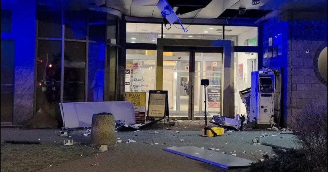 Policja poszukuje sprawców wysadzenia bankomatu / zdj. ilustracyjne