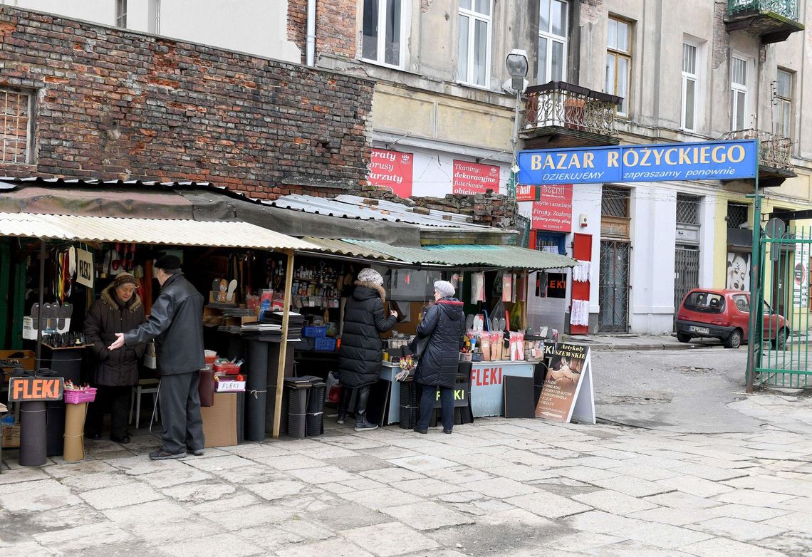 Garażówki wracają tej jesieni. Sprawdź, gdzie w Warszawie upolujesz rzeczy z drugiej ręki. Garażówki wracają tej jesieni. Sprawdź, gdzie w Warszawie upolujesz rzeczy z drugiej ręki.