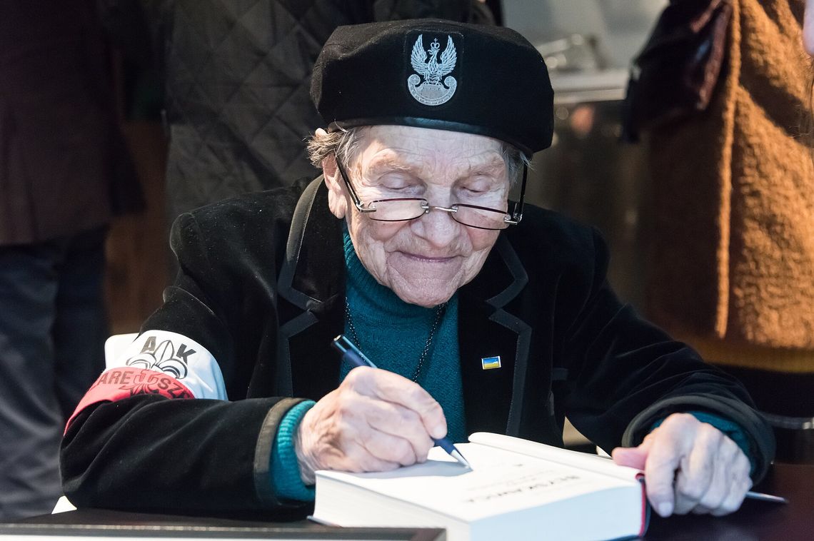 „Izba Pamięci” z imieniem Wandy Traczyk-Stawskiej. „Izba Pamięci” z imieniem Wandy Traczyk-Stawskiej.