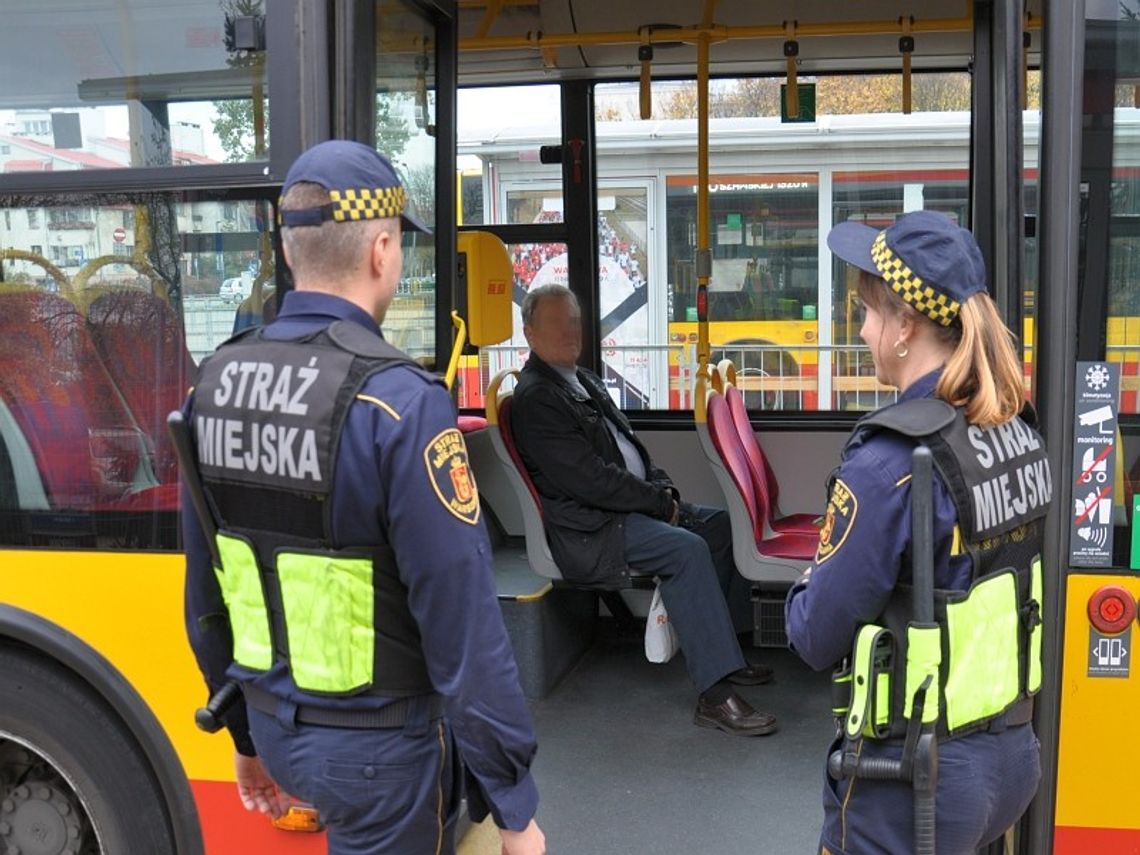 Jeździł autobusem po mieście i nie wiedział kim jest. W tym czasie 88-latka szukała rodzina