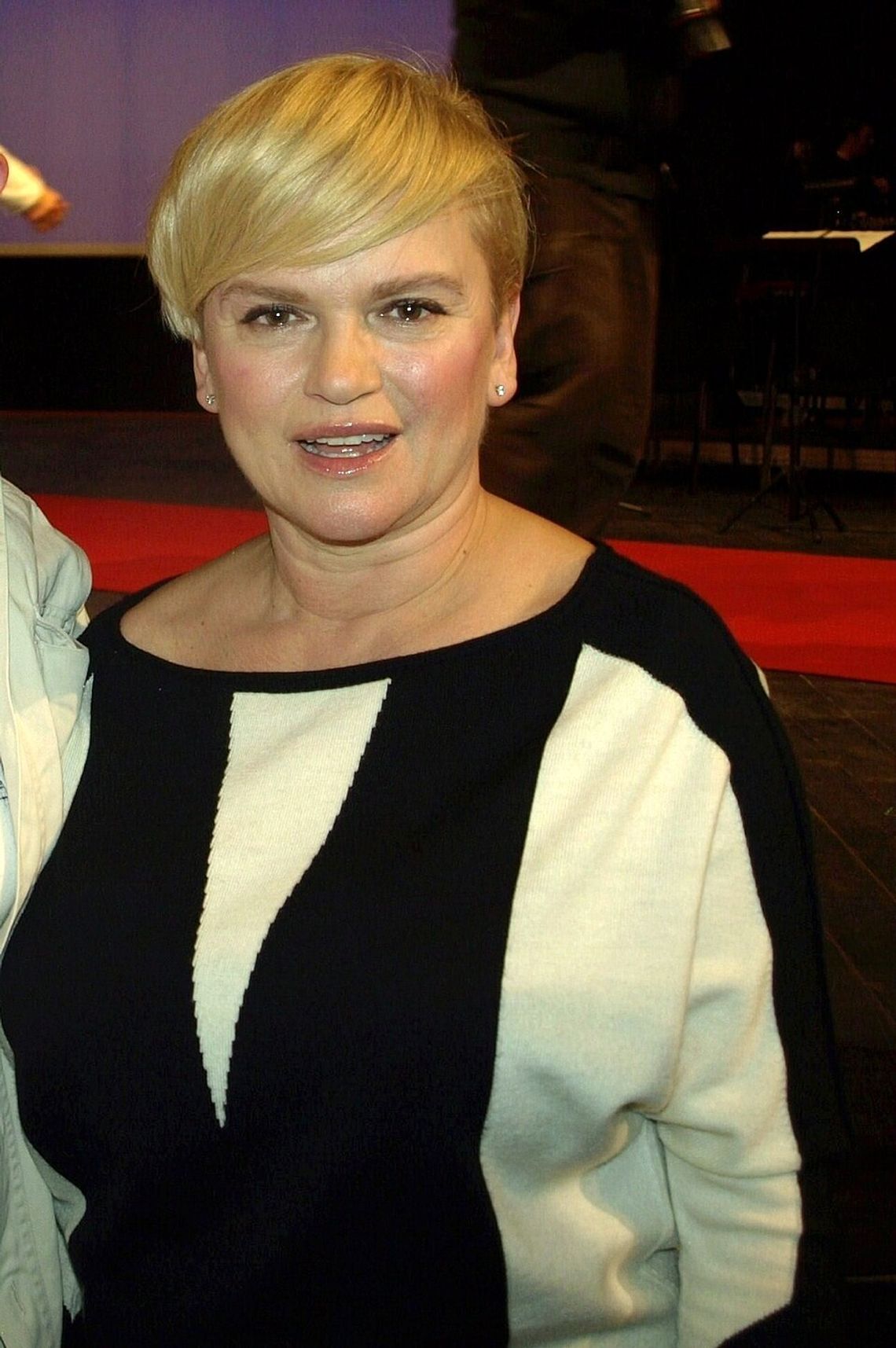 Katarzyna Figura i Gamou Fall razem na scenie. „Powodzenia, Leo Grande” w Warszawie.