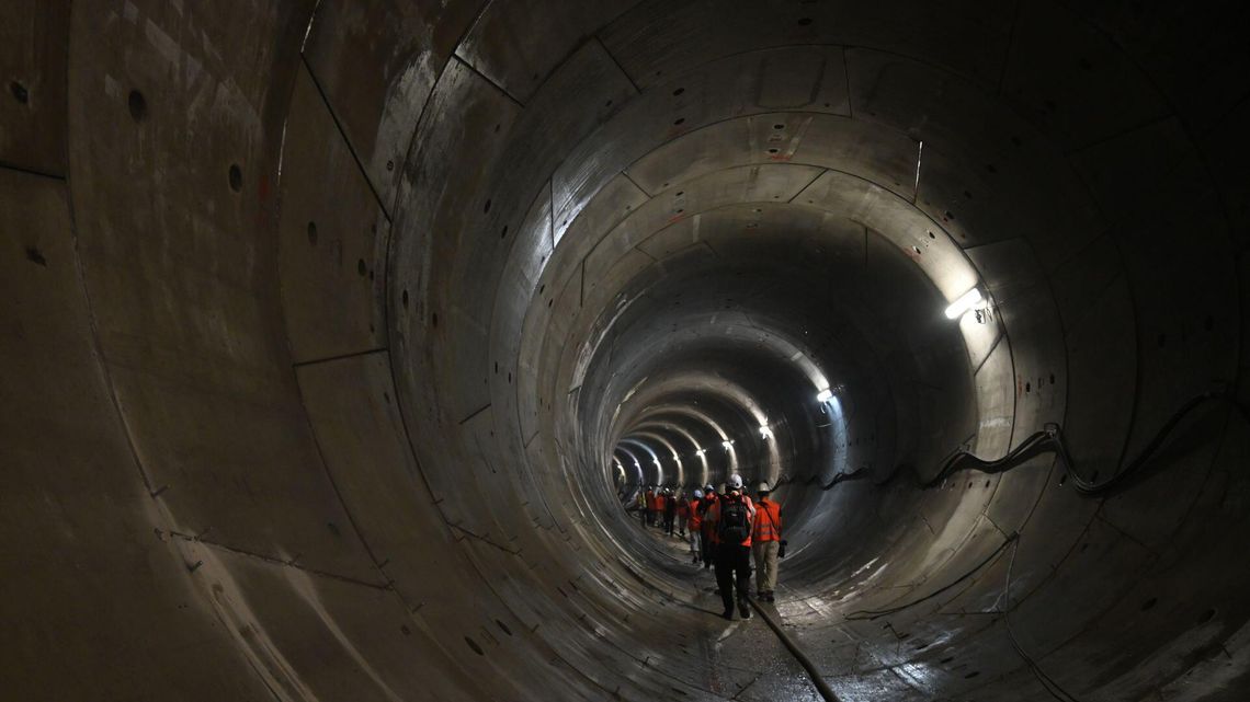 tunel metra w Warszawie