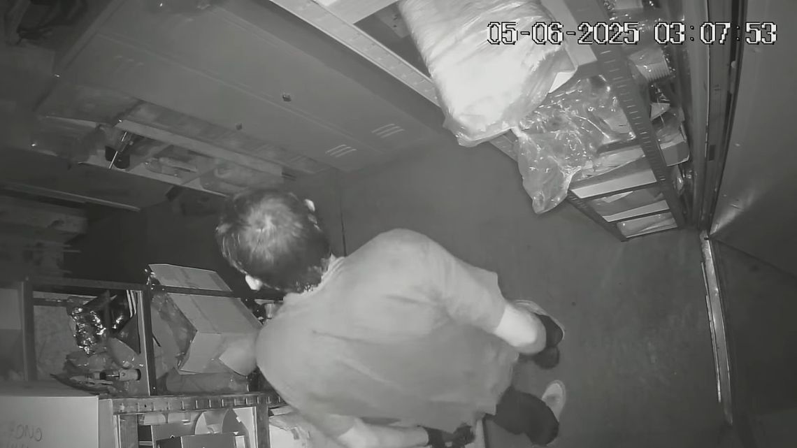 Kradzież „w czarnych rękawiczkach” na Ochocie. Restauracja apeluje do świadków