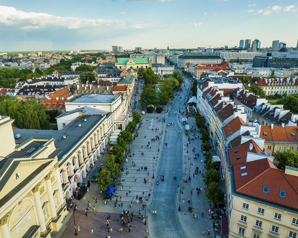 „Krakowskie Przedmieście” dla pieszych w każdy weekend. Zmiany potrwają do końca września „Krakowskie Przedmieście” dla pieszych w każdy weekend. Zmiany potrwają do końca września