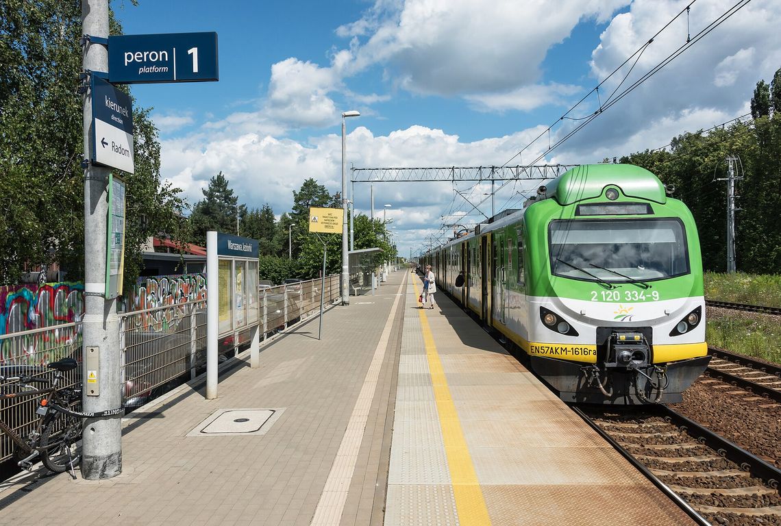 Nowa linia „L43” połączy Józefosław i Julianów z koleją.