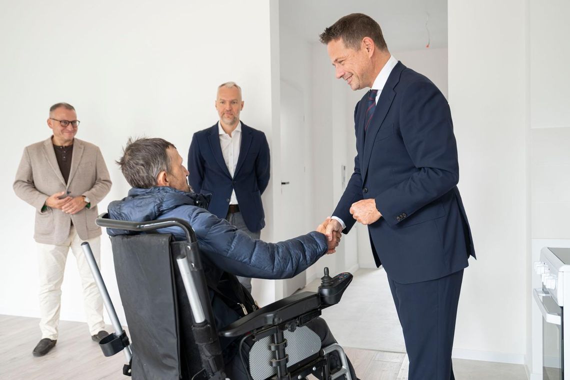 Nowi lokatorzy wprowadzają się na Agrestową. W Wawrze powstało 40 miejskich mieszkań. Nowi lokatorzy wprowadzają się na Agrestową. W Wawrze powstało 40 miejskich mieszkań.