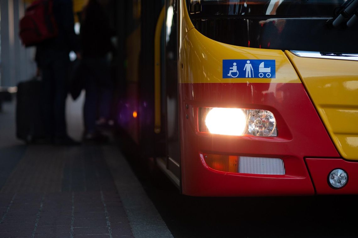 Nowy asfalt na Kościuszki w Ursusie. Weekendowe utrudnienia i objazdy autobusów. Nowy asfalt na Kościuszki w Ursusie. Weekendowe utrudnienia i objazdy autobusów.