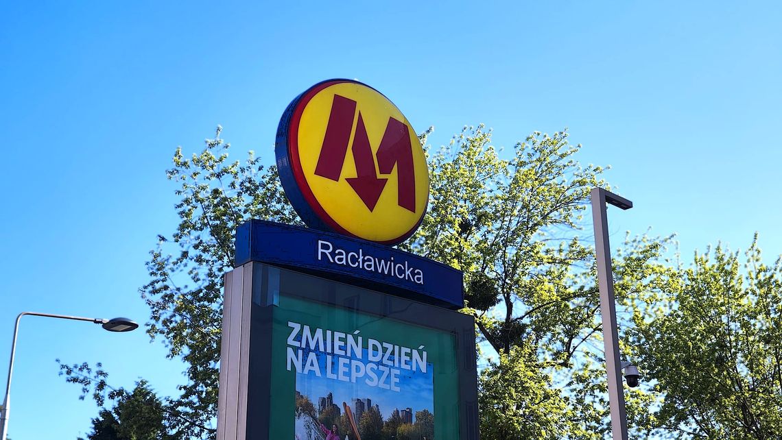 Metro Racławicka