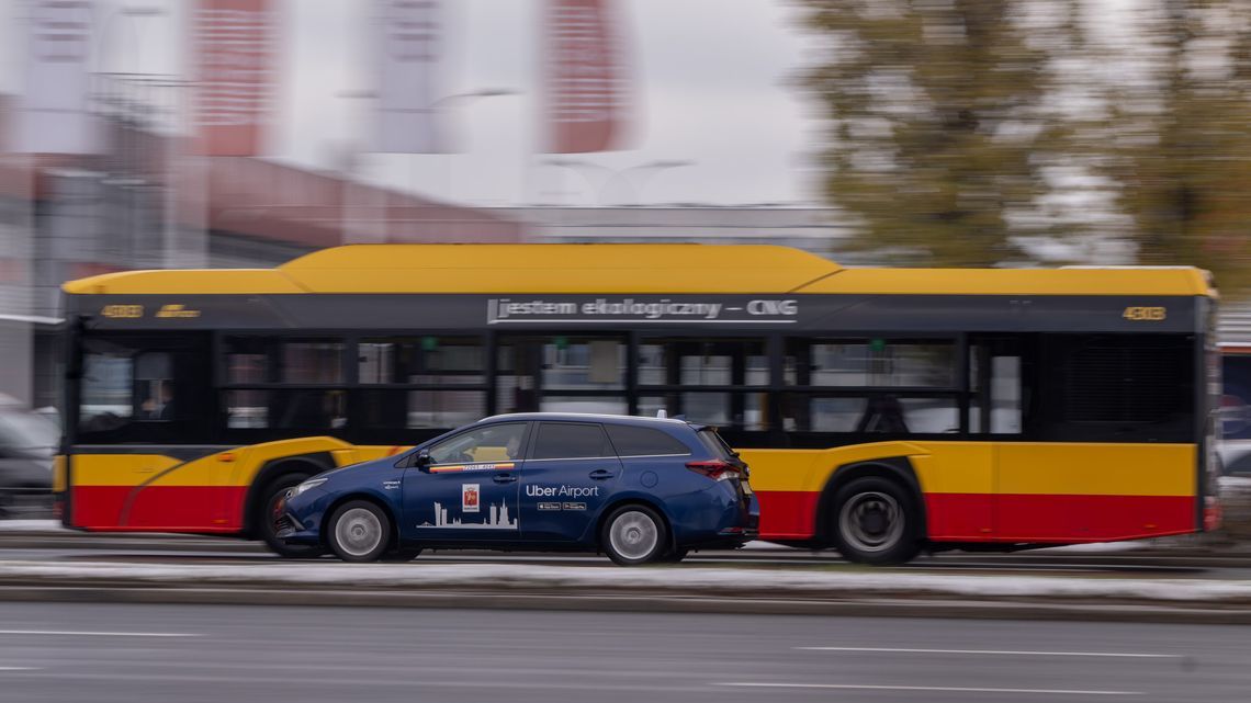 Nieznany sprawca ostrzelał miejski autobus / zdj. ilustracyjne