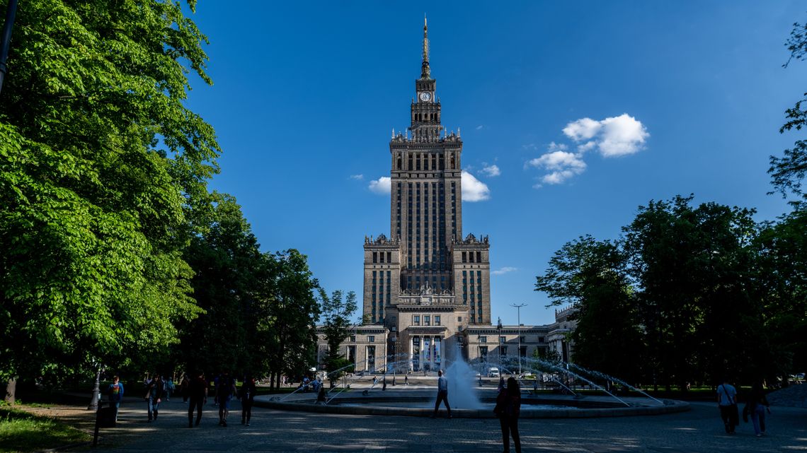 Pałac Kultury i Nauki nie odzyska dawnego blasku. Wiemy, ile kosztuje umycie