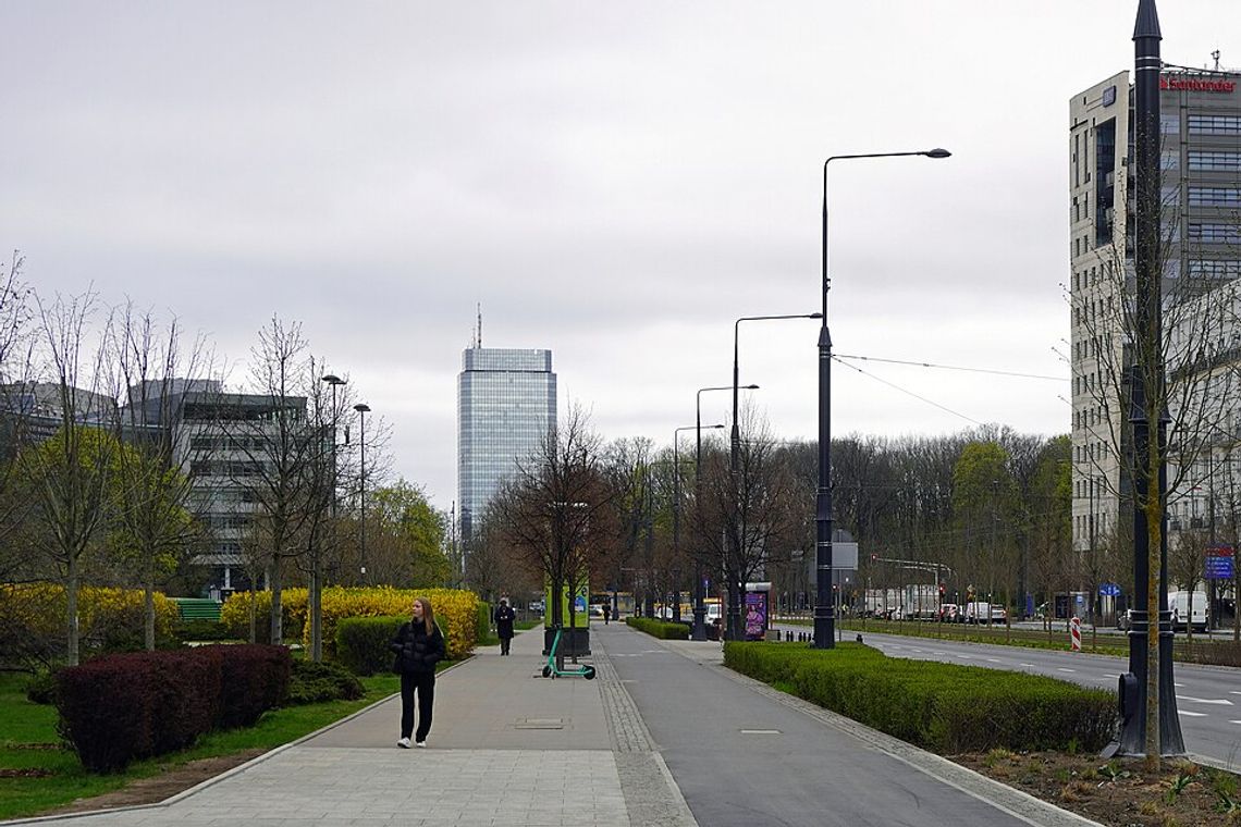 Ponad 32 mln zł z Unii na transport w Warszawie. Powstaną nowe trasy rowerowe i parking P+R.