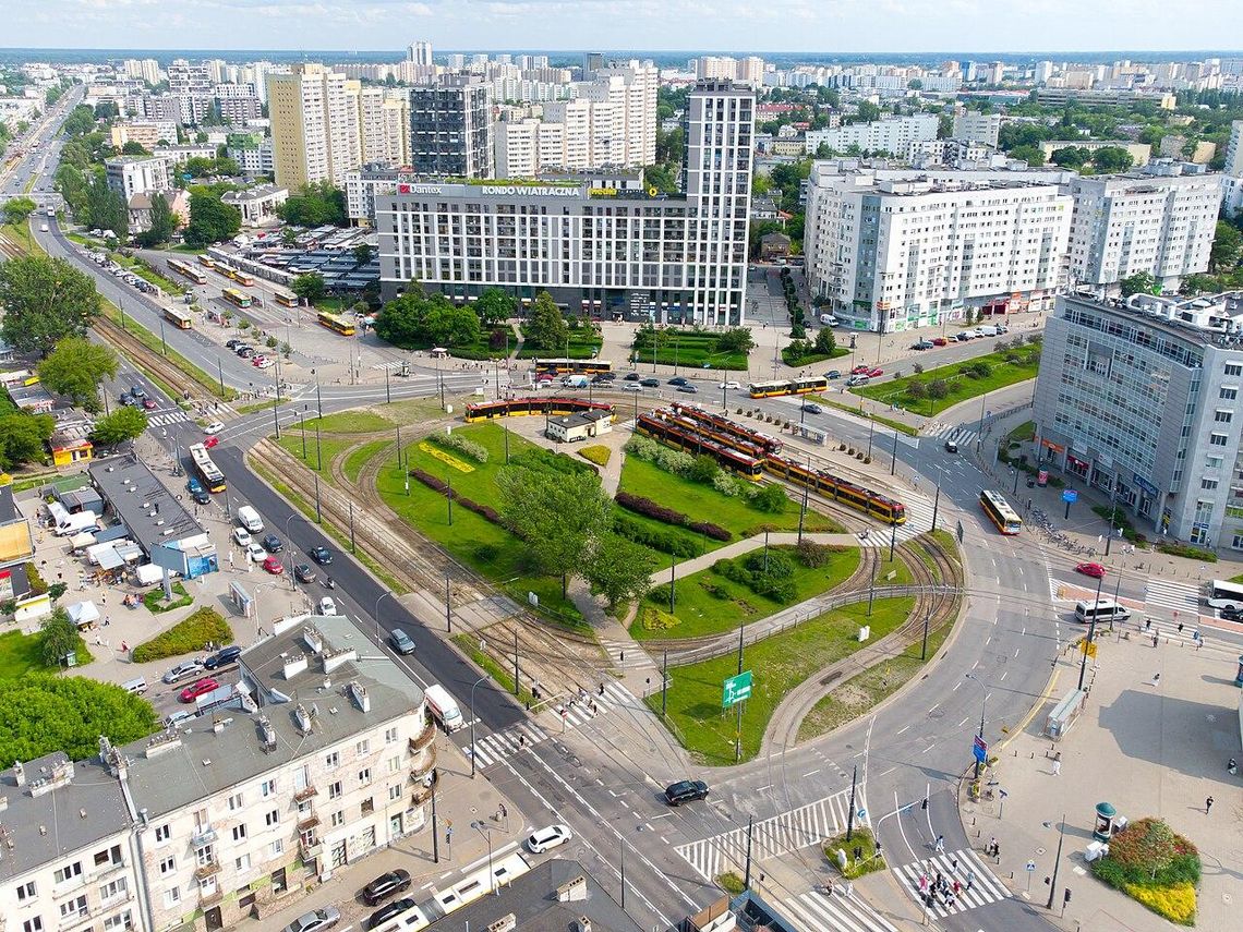 Remont przy „Rondzie Wiatraczna”. Zamknięta ul. Zakole i zmiany tras autobusów.