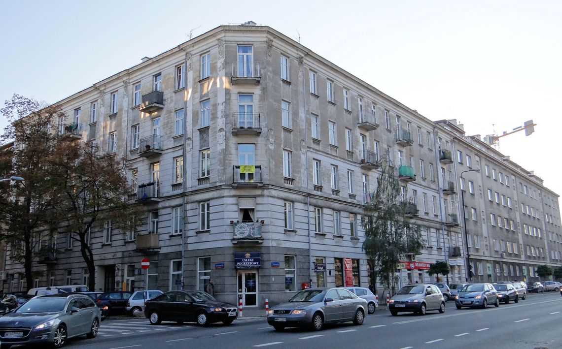 Remont ulicy Olesińskiej na Mokotowie. Kierowców czekają objazdy i zmiany w parkowaniu. Remont ulicy Olesińskiej na Mokotowie. Kierowców czekają objazdy i zmiany w parkowaniu.