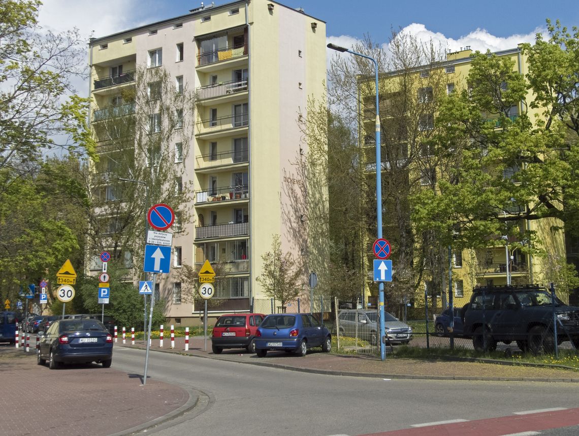 Ruszają remonty chodników na Woli i Ochocie. Pieszych czekają utrudnienia. Ruszają remonty chodników na Woli i Ochocie. Pieszych czekają utrudnienia.