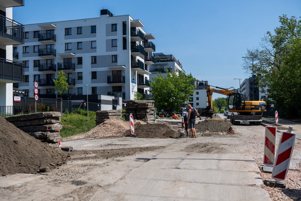 Te ulice na Kamionku wyremontują deweloperzy. „Dzielnica pilnuje, dzielnica podpisuje umowy i dzielnica egzekwuje”