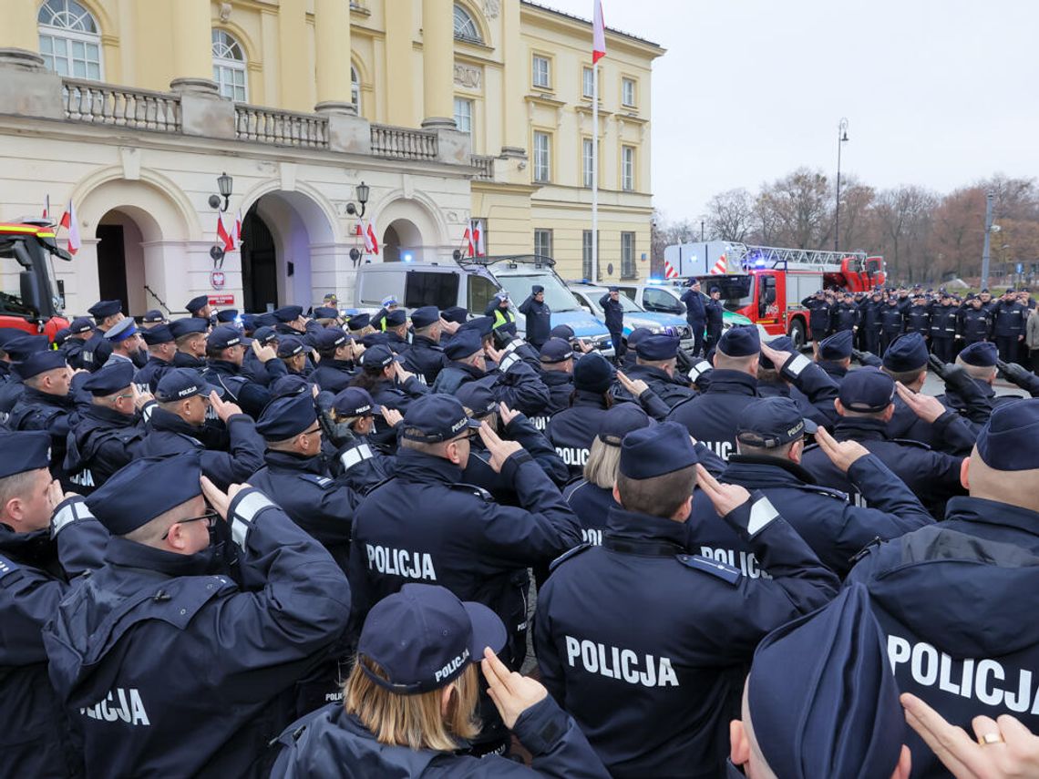 "Śpij kolego...". Policjanci pożegnali stołecznego funkcjonariusza