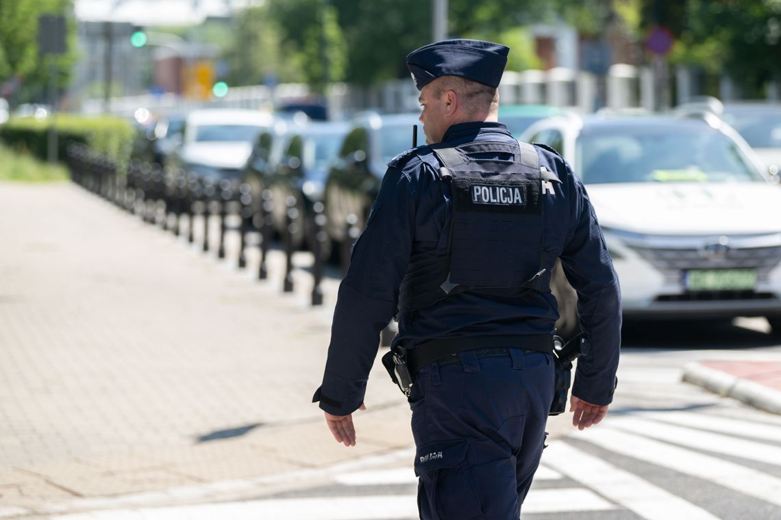 Tragiczny wypadek przy Torwarze. Rodzina w fordzie nie miała szans