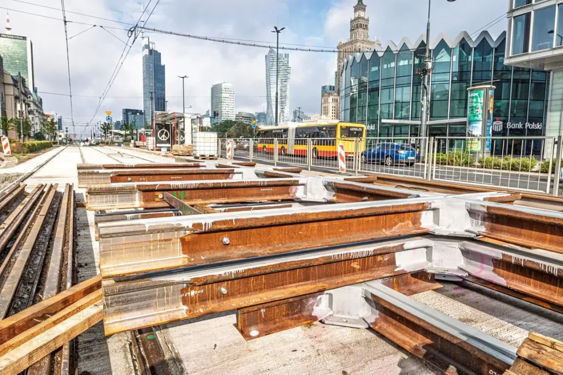 Tramwaje wracają na Grójecką i Aleje Jerozolimskie. Kolejne zmiany przy „Kinie Femina” Tramwaje wracają na Grójecką i Aleje Jerozolimskie. Kolejne zmiany przy „Kinie Femina”