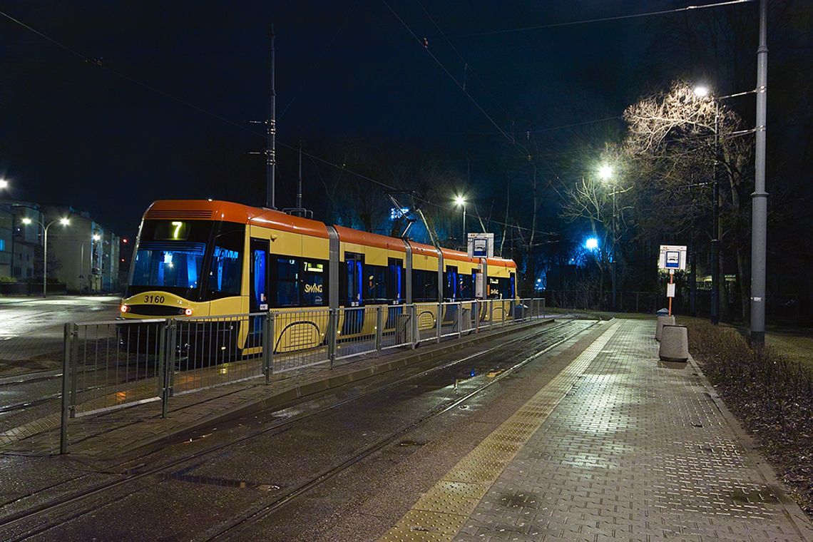 Tramwaje wróciły na praskie trasy. Zakończyły się dwa remonty torowisk. Tramwaje wróciły na praskie trasy. Zakończyły się dwa remonty torowisk.
