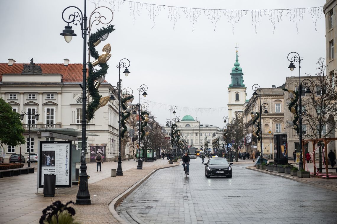 Iluminacja świąteczna w Warszawie.