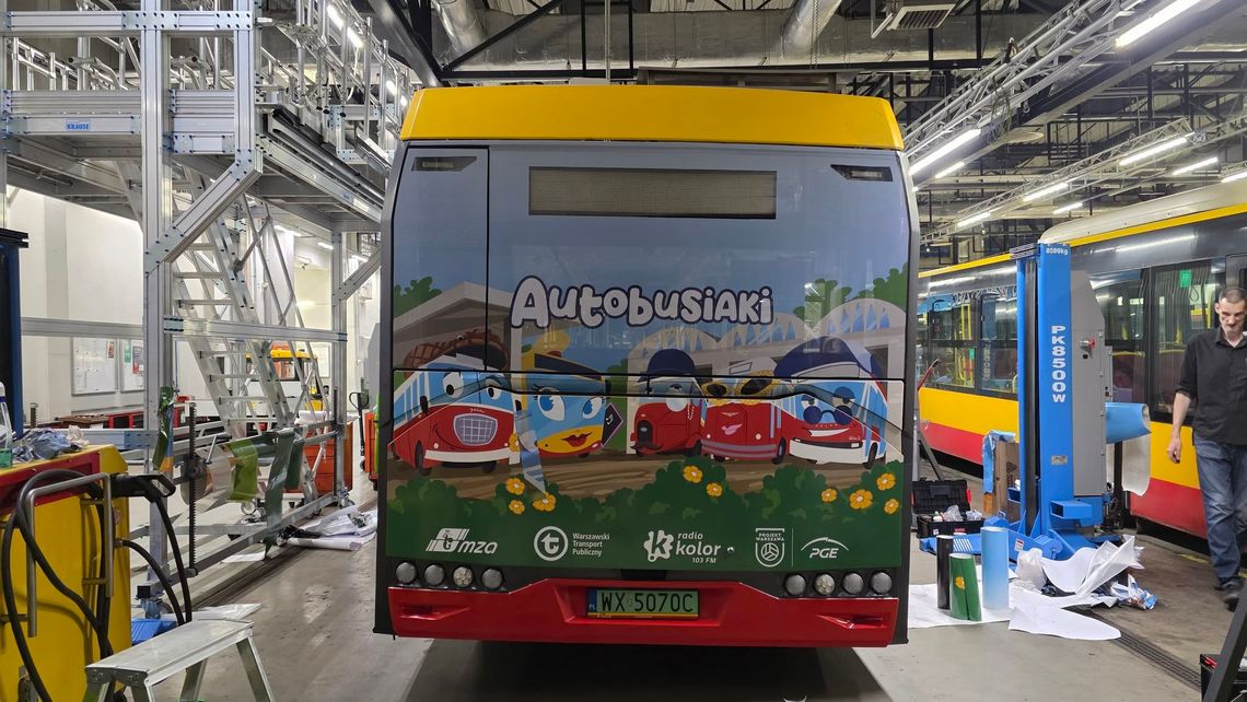 Wakacyjny autobus WTP rusza na ulice Warszawy
