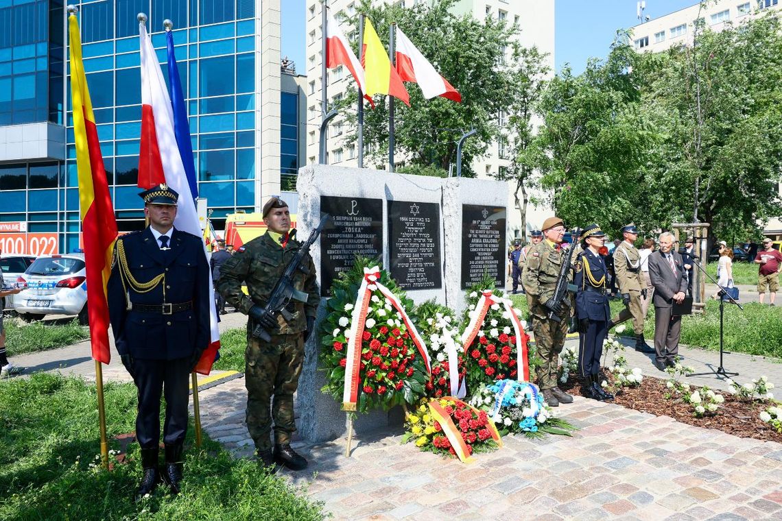 Warszawa uczciła rocznicę wyzwolenia „Gęsiówki”. Hołd dla żołnierzy Batalionu „Zośka” Warszawa uczciła rocznicę wyzwolenia „Gęsiówki”. Hołd dla żołnierzy Batalionu „Zośka”
