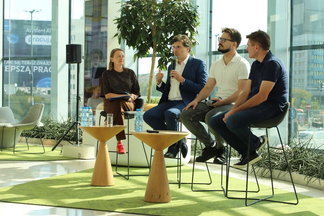 Warszawskie startupy ruszą za granicę. „Warsaw Alumni Network” otwiera drzwi do międzynarodowych kontaktów. Warszawskie startupy ruszą za granicę. „Warsaw Alumni Network” otwiera drzwi do międzynarodowych kontaktów.