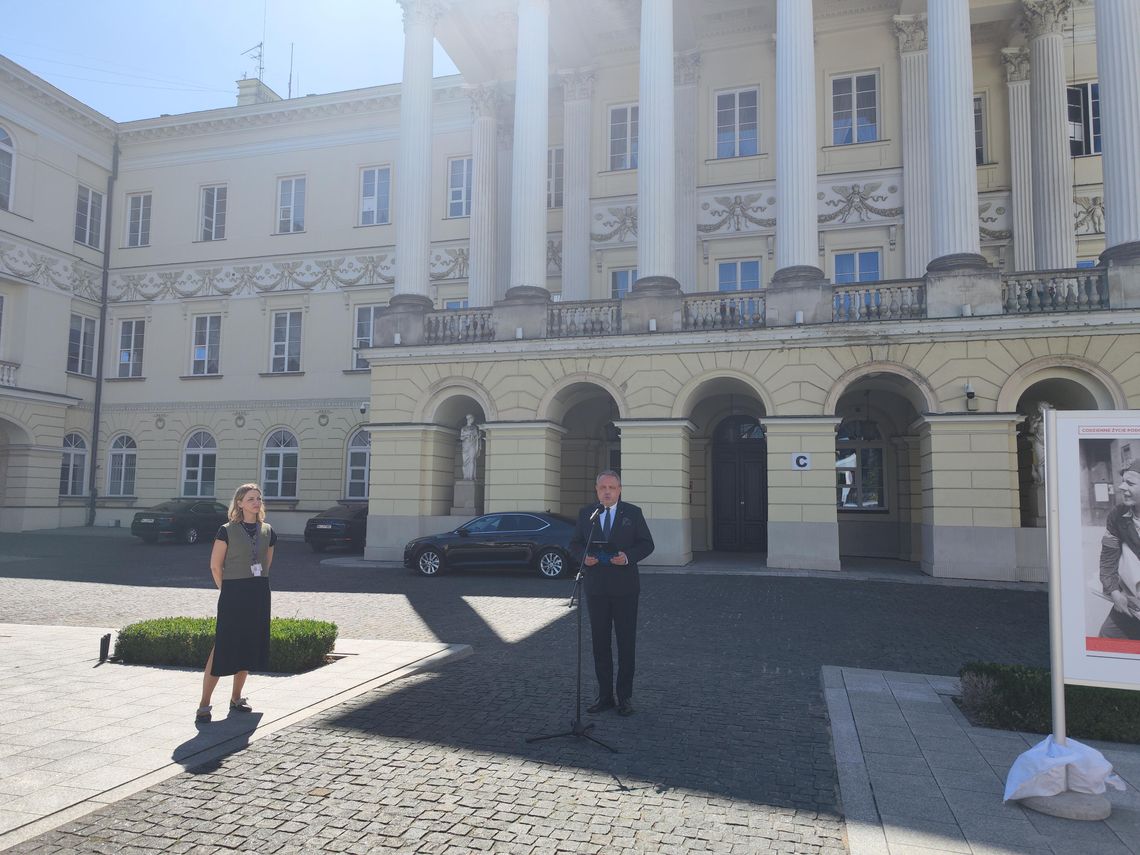 Zdjęcie z konferencji prasowej