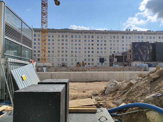 Gmach NBP przy placu Powstańców w Warszawie. Gmach NBP przy placu Powstańców w Warszawie.