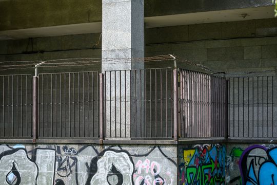 Szpiegowo przy ulicy Sobieskiego 100 w Warszawie. Szpiegowo przy ulicy Sobieskiego 100 w Warszawie.