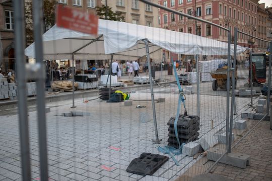 Remont Krakowskiego Przedmieścia Remont Krakowskiego Przedmieścia